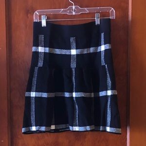 Elle Knit Skirt. Size Small.